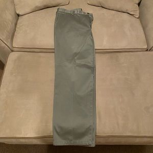 Men’s Dockers 38 x 32 Khakis